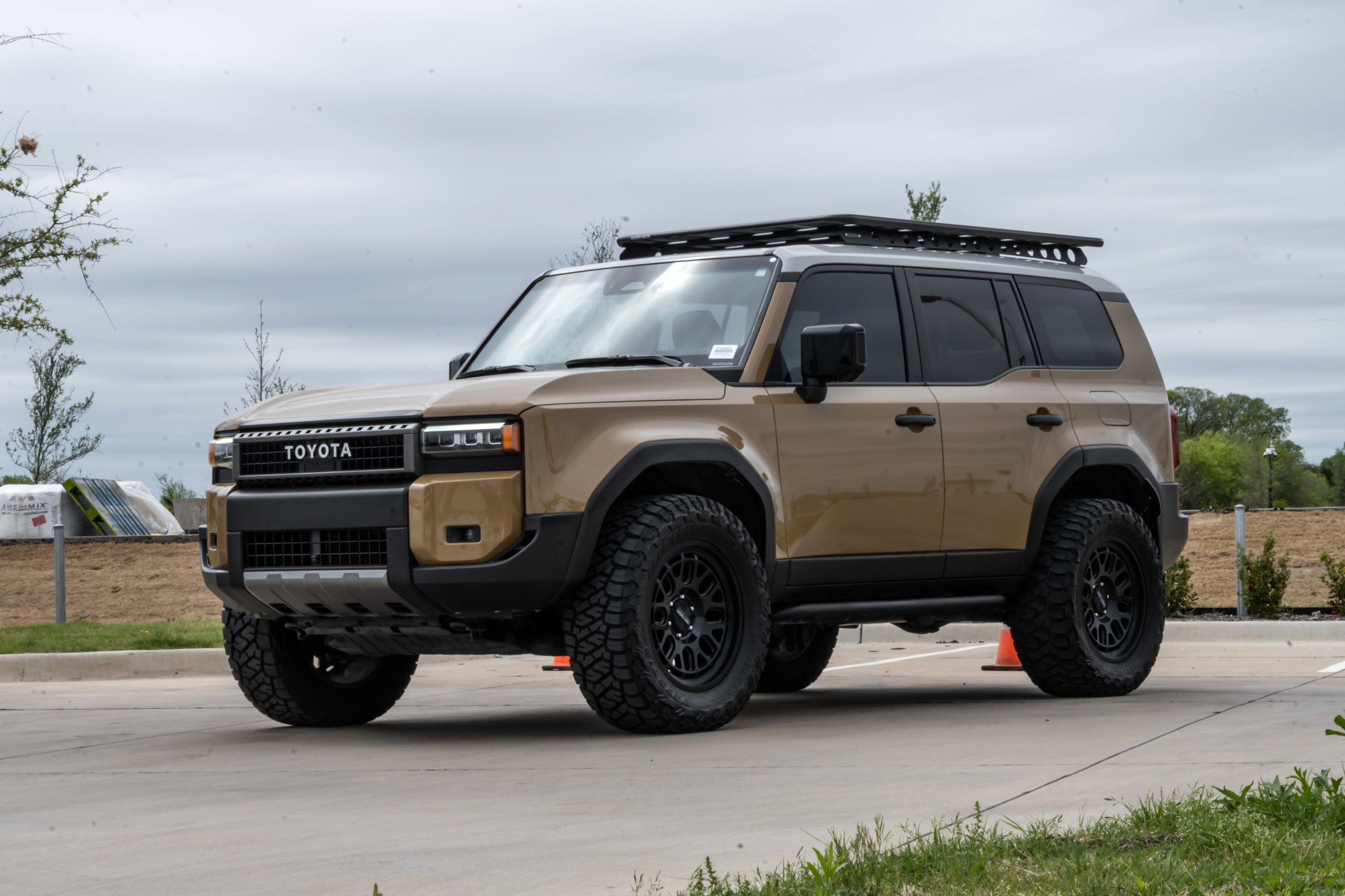 Used 2024 Toyota Land Cruiser image 5