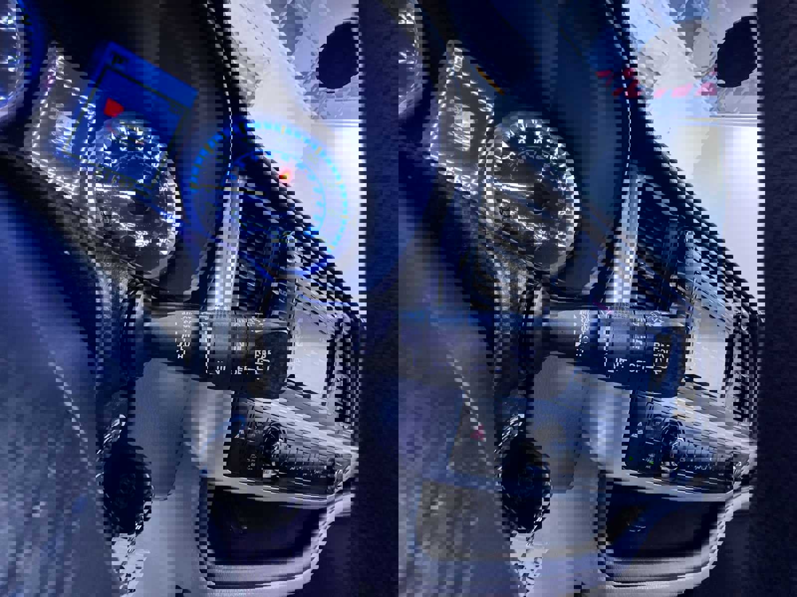 Used 2018 Toyota Highlander LE image 19