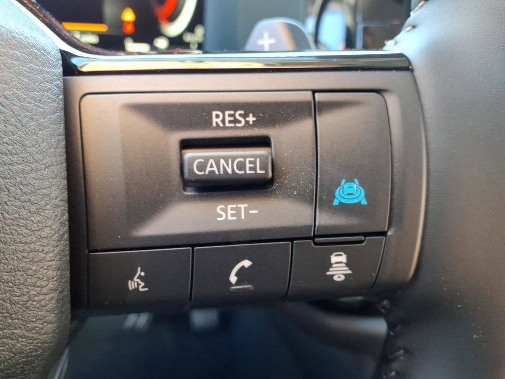 New 2026 Nissan Pathfinder SL image 21