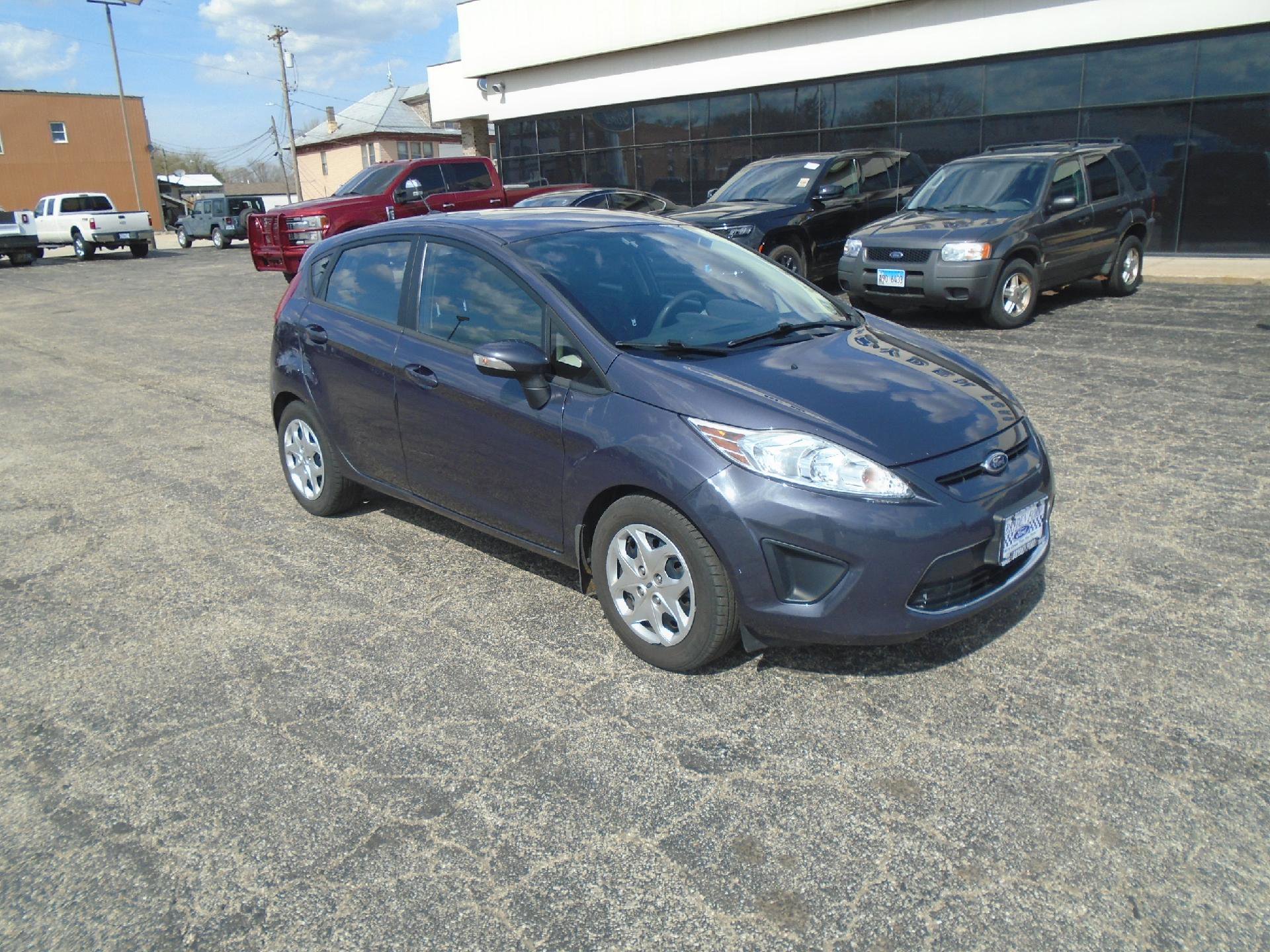 Used 2013 Ford Fiesta SE w/ Super Fuel Economy Pkg