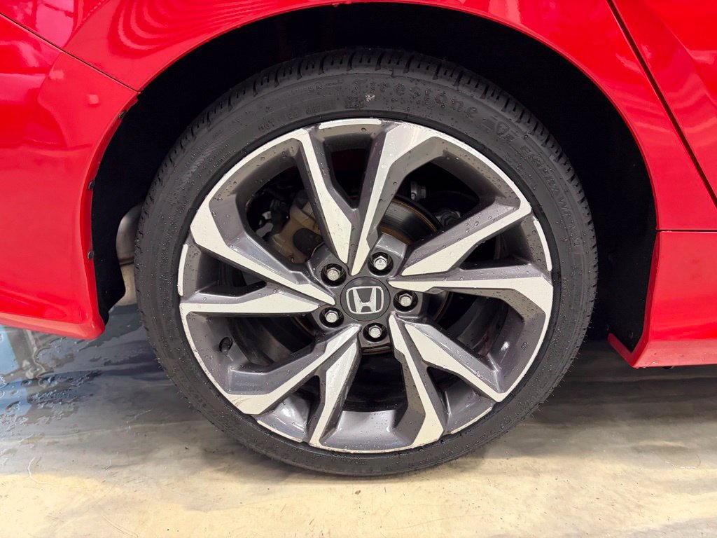 Used 2020 Honda Civic Touring image 25