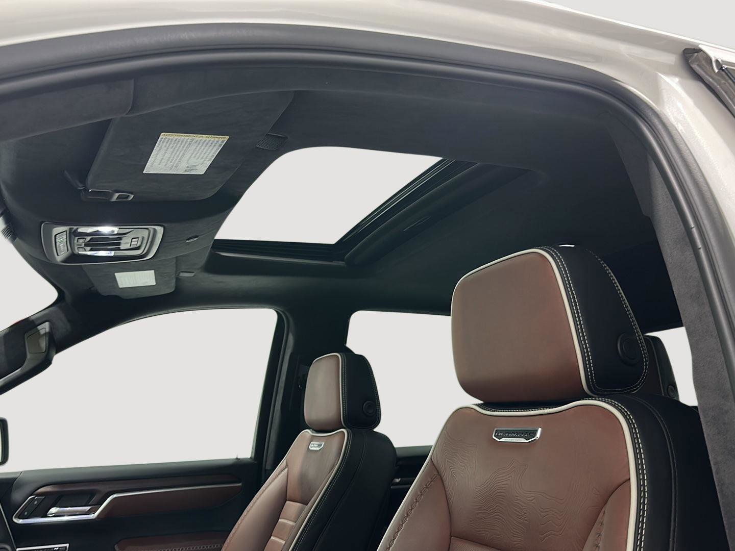 Used 2024 GMC Sierra 1500 Denali Ultimate image 21