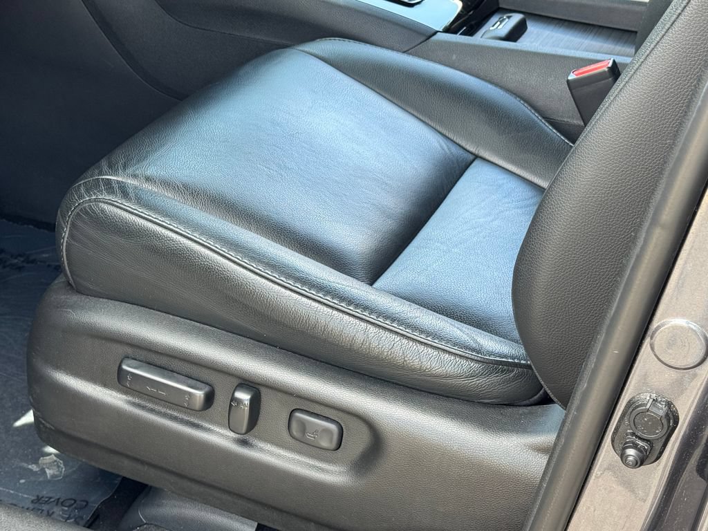 Used 2019 Honda Pilot Touring image 7