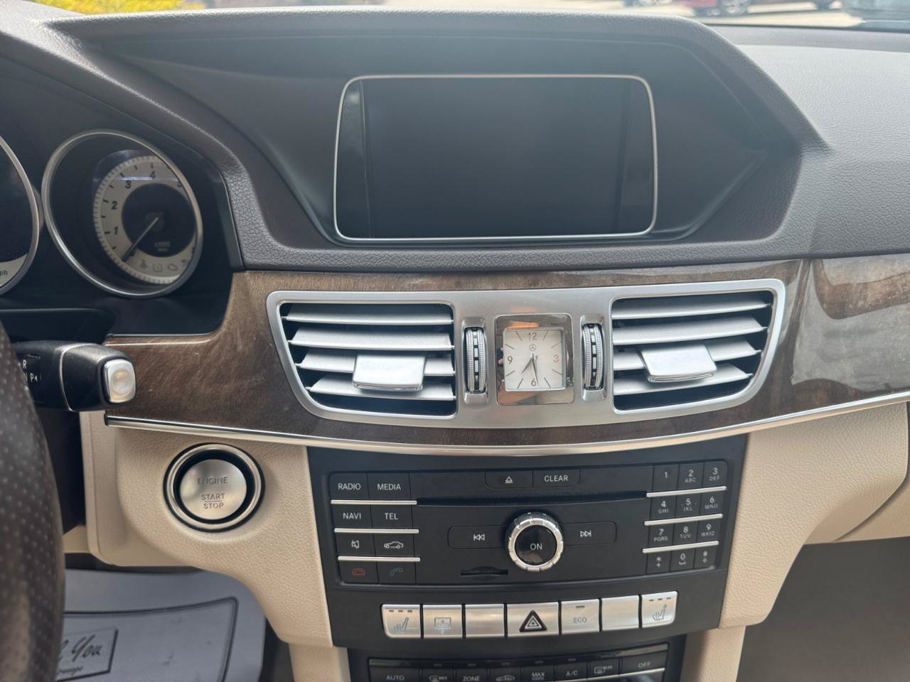 Used 2016 Mercedes-Benz E 350 4MATIC Sedan image 12