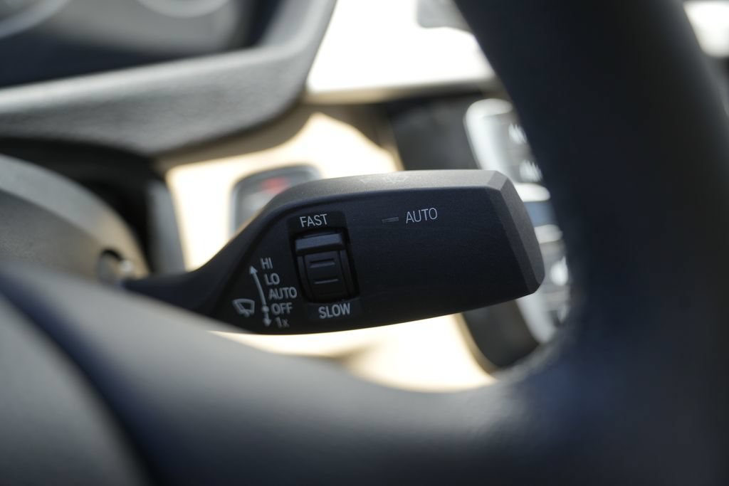 Used 2018 BMW 320i xDrive Sedan AWD/4WD image 47