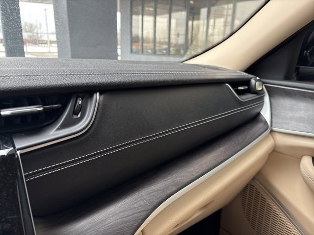 Used 2022 Jeep Grand Cherokee L Limited image 18