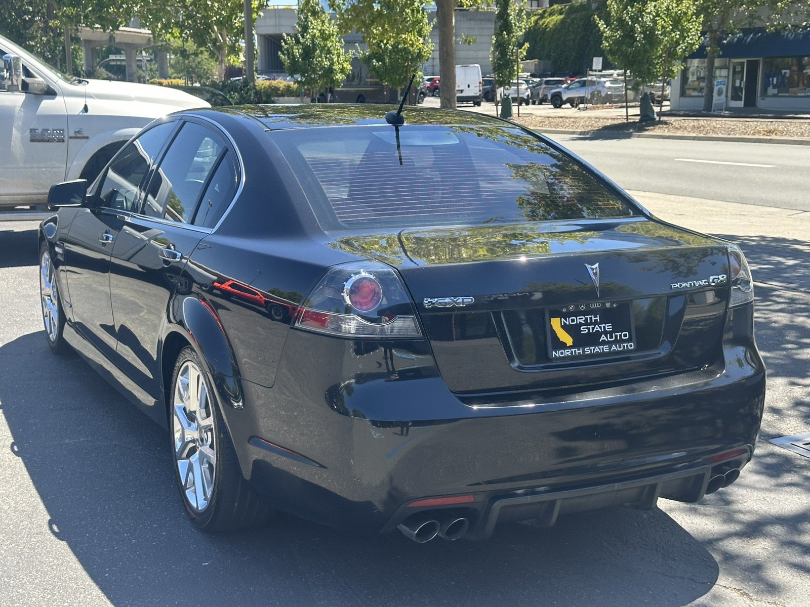 Used 2009 Pontiac G8 GXP RWD image 11