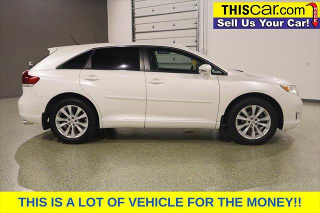 Used 2015 Toyota Venza LE FWD image 8