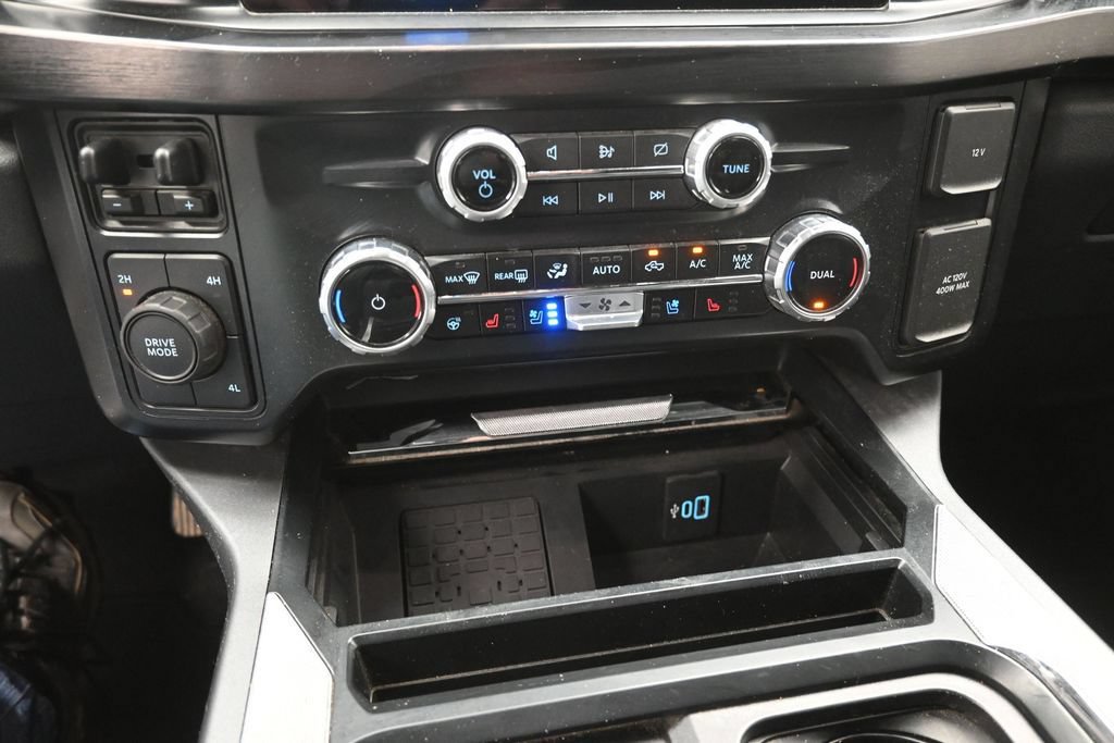 Used 2023 Ford F350 Lariat w/ Sport Appearance Package AWD/4WD image 9