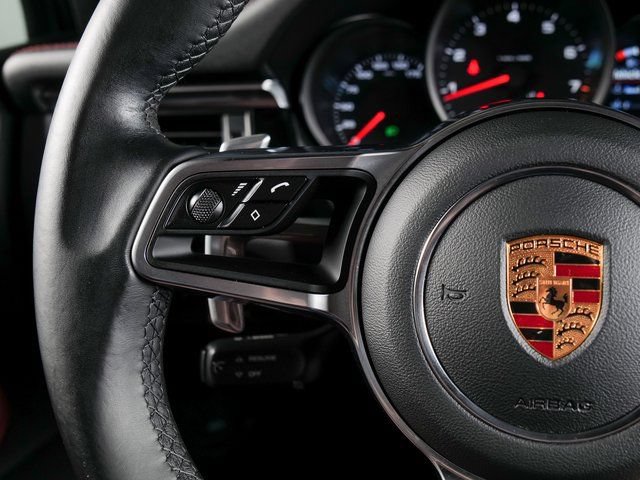 Certified 2020 Porsche Macan AWD/4WD image 23
