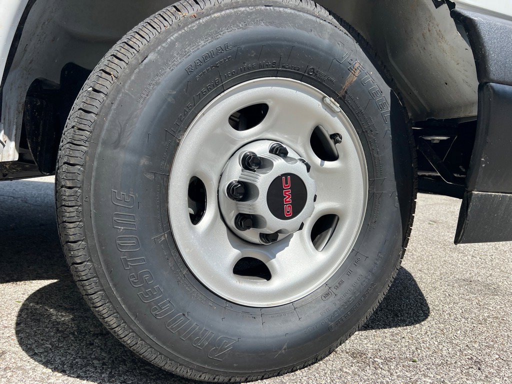 New 2025 GMC Savana 2500 Extended w/ Driver Convenience Package RWD image 25