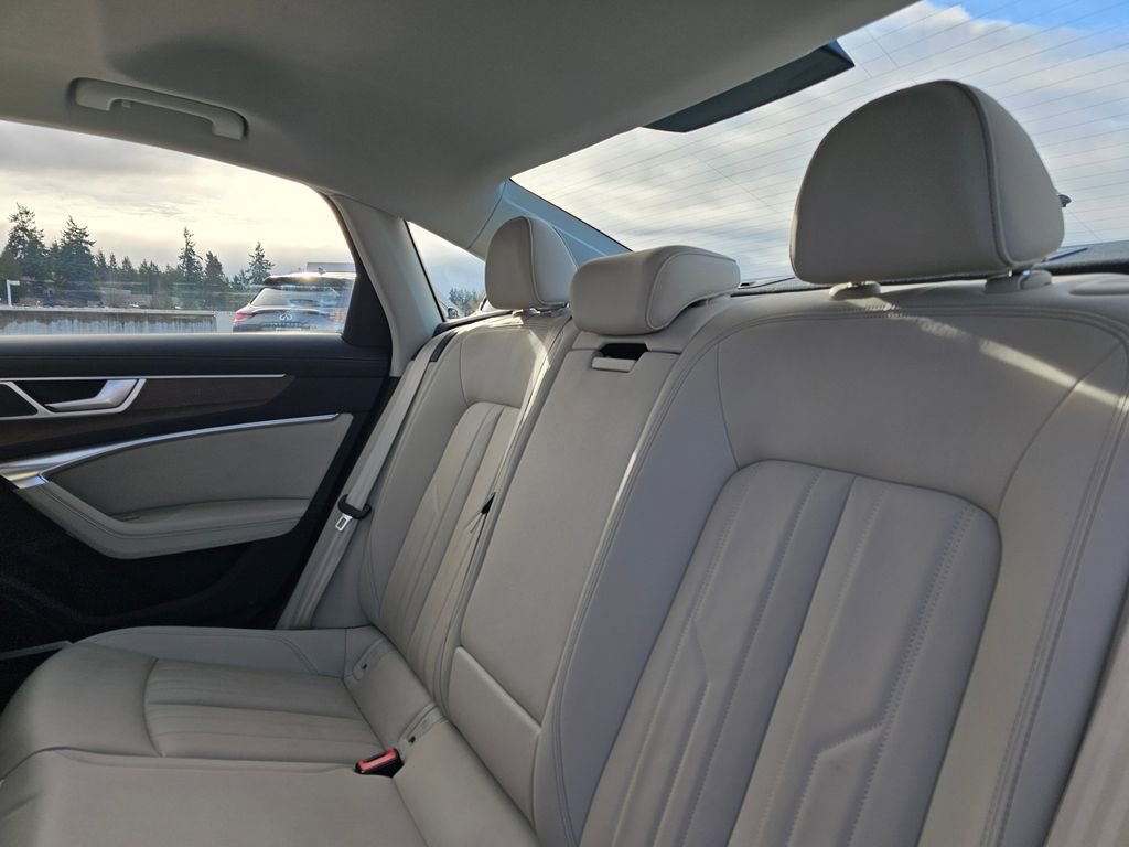 Used 2024 Audi A6 Premium Plus image 19