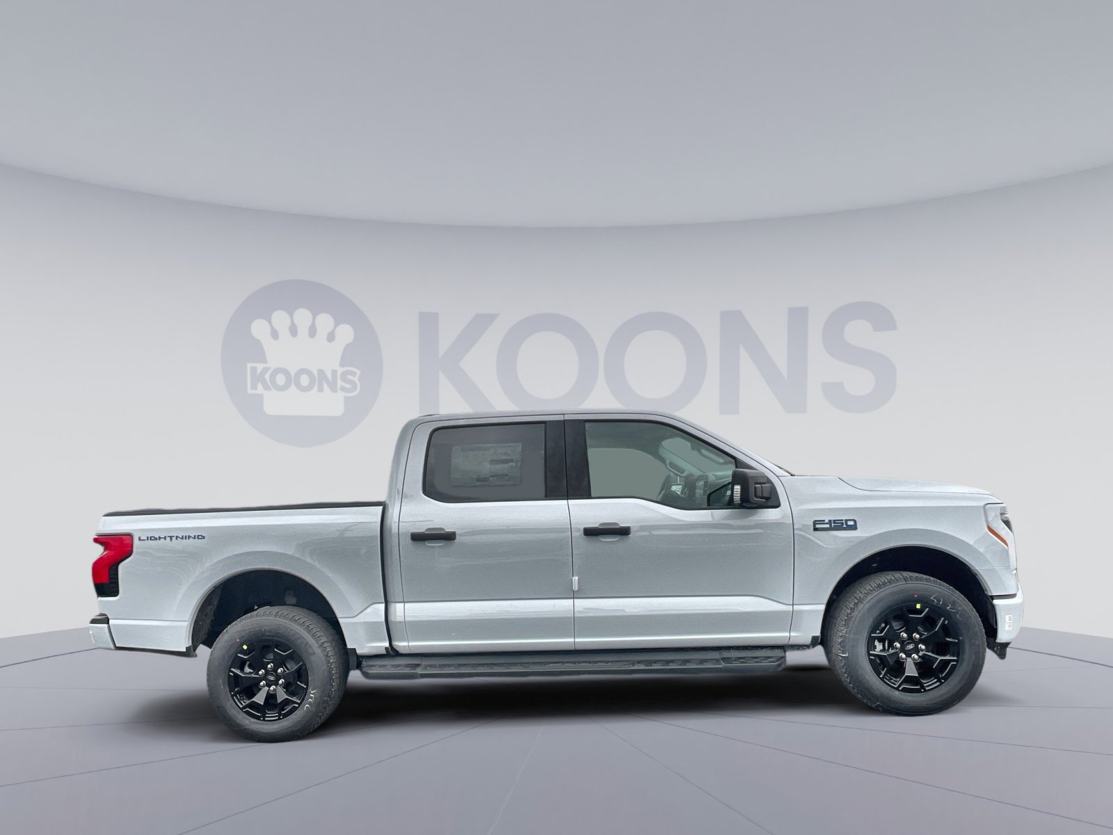 New 2025 Ford F150 Lightning XLT image 8
