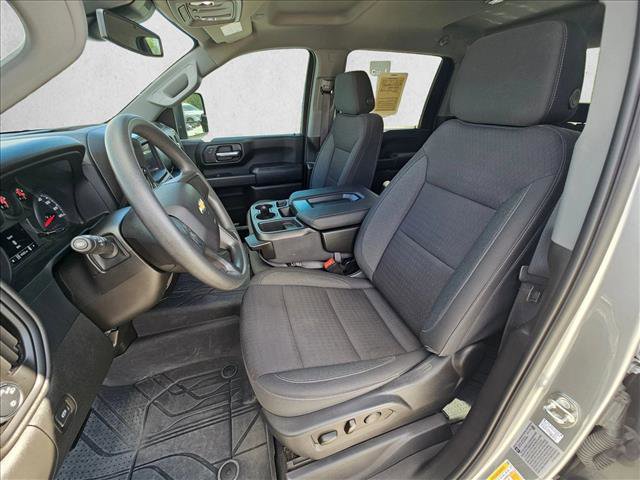 Used 2024 Chevrolet Silverado 2500 Custom w/ Custom Value Package image 16