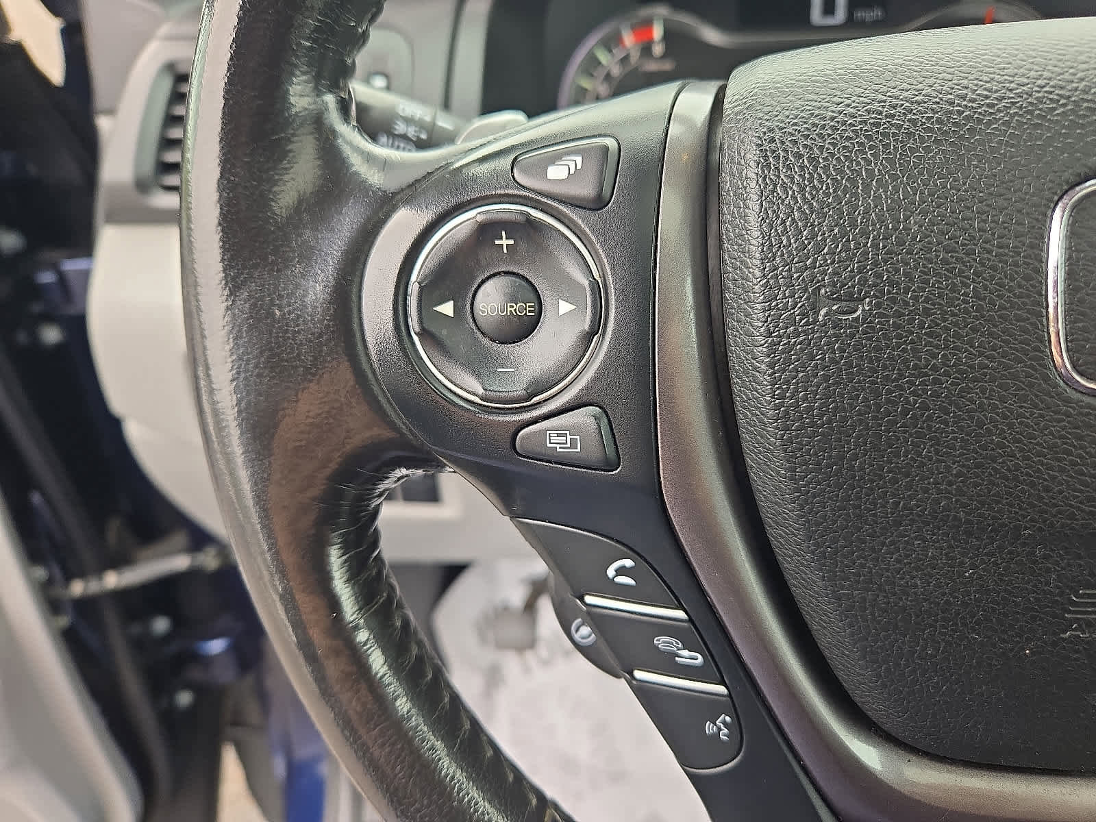 Used 2023 Honda Ridgeline RTL-E image 23