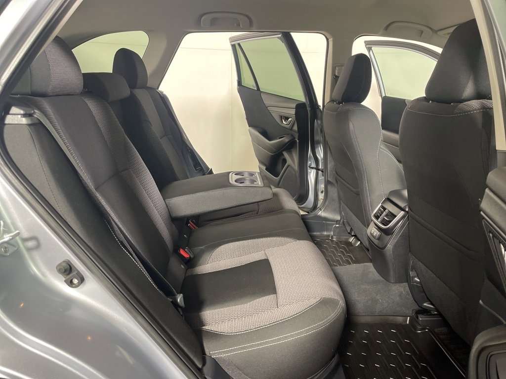 Used 2022 Subaru Outback Premium image 21