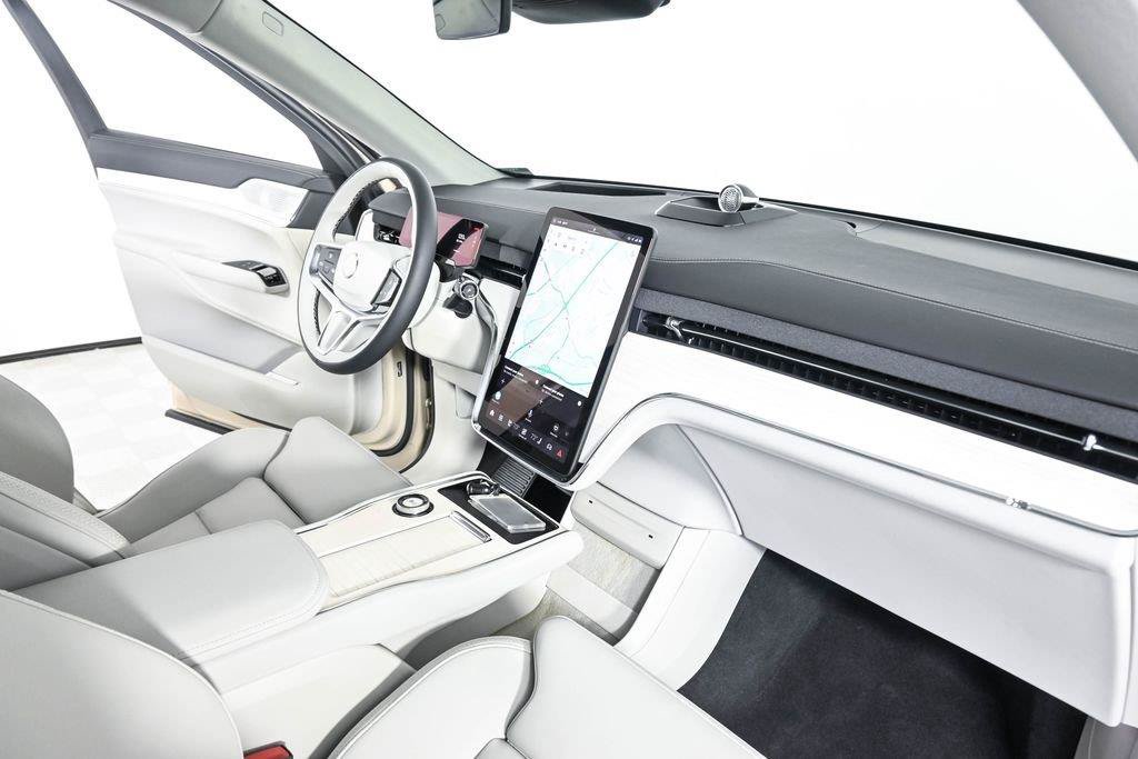 Certified 2025 Volvo EX90 Ultra AWD/4WD image 25