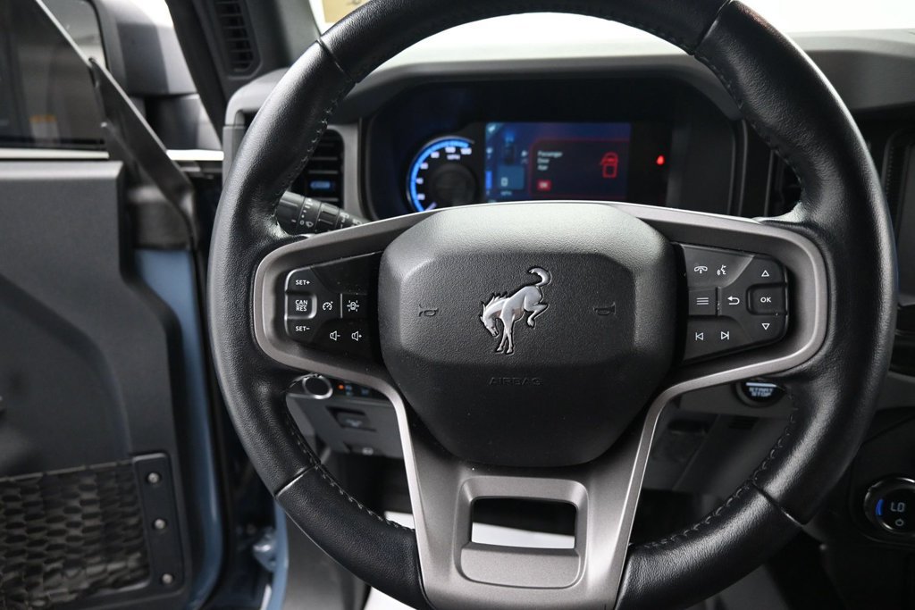 Used 2023 Ford Bronco Black Diamond AWD/4WD image 18