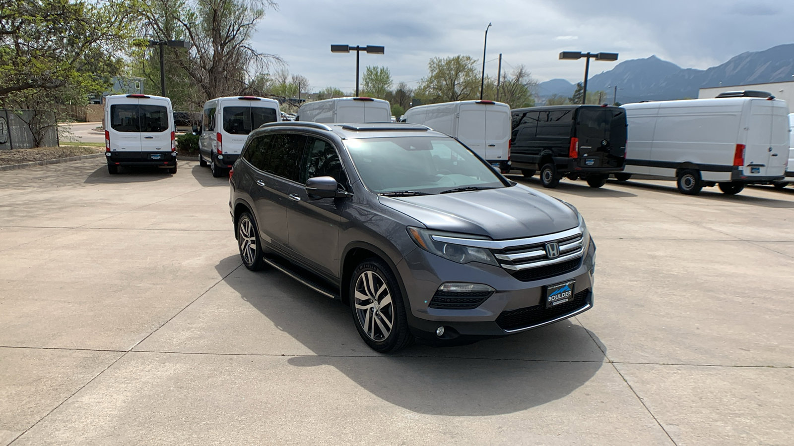 Used 2016 Honda Pilot Touring image 7