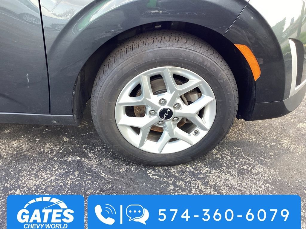 Used 2025 Kia Soul LX w/ LX Technology Package FWD image 29