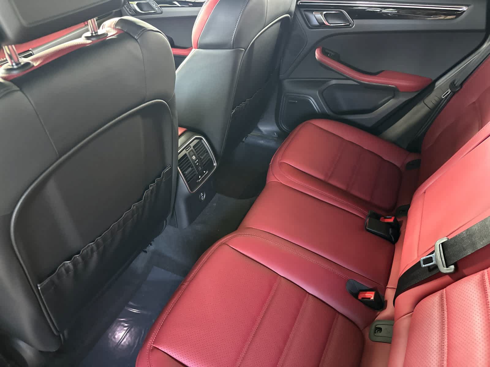 New 2026 Porsche Macan S AWD/4WD image 13