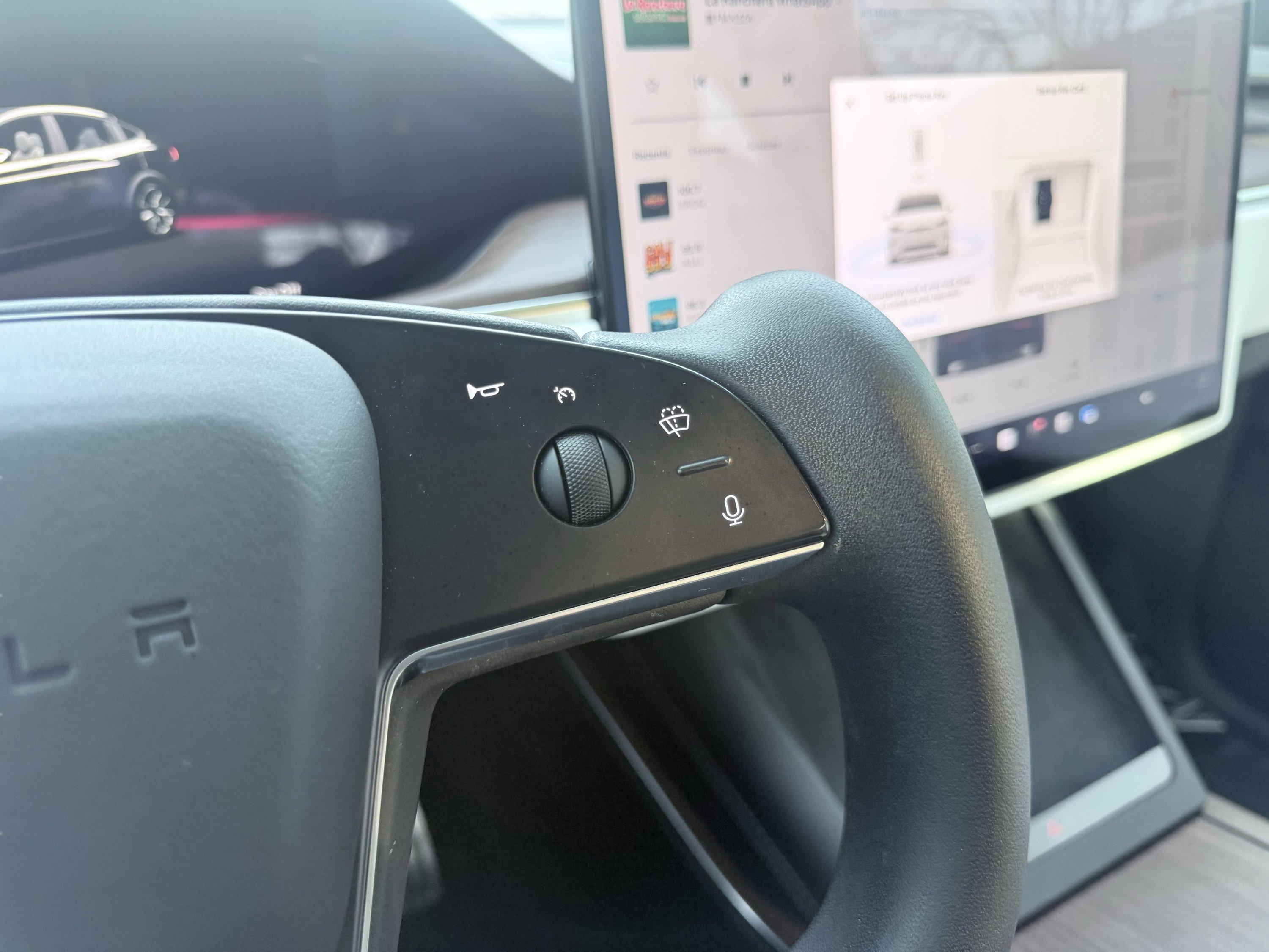 Used 2023 Tesla Model X image 56