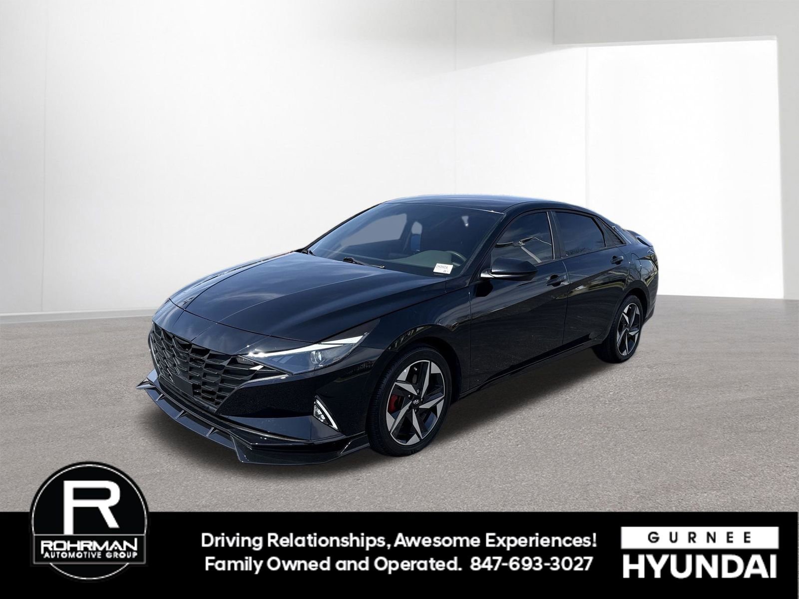 Used 2023 Hyundai Elantra SEL w/ Convenience Package image 1