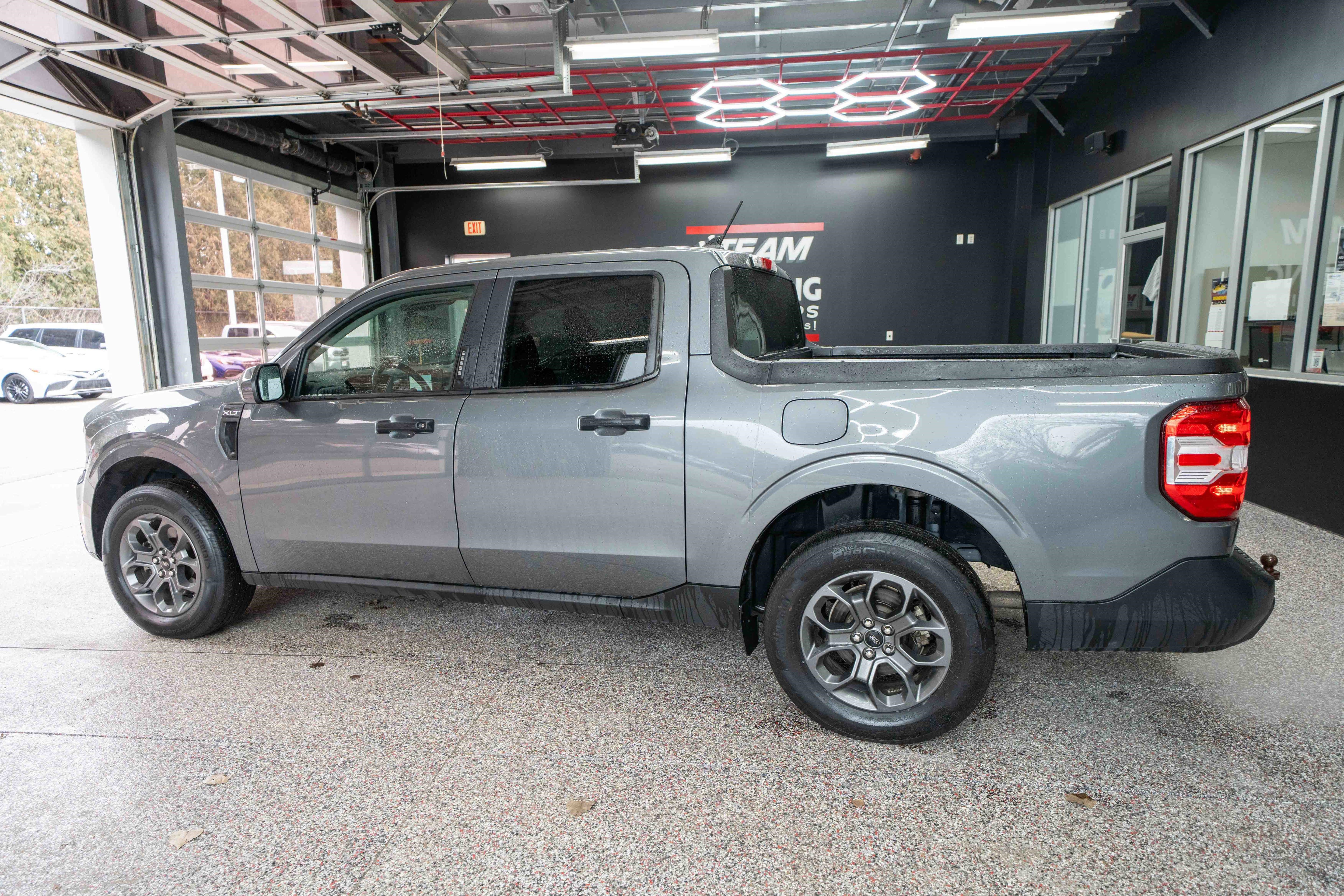 Used 2022 Ford Maverick XLT w/ Equipment Group 300A Standard image 2