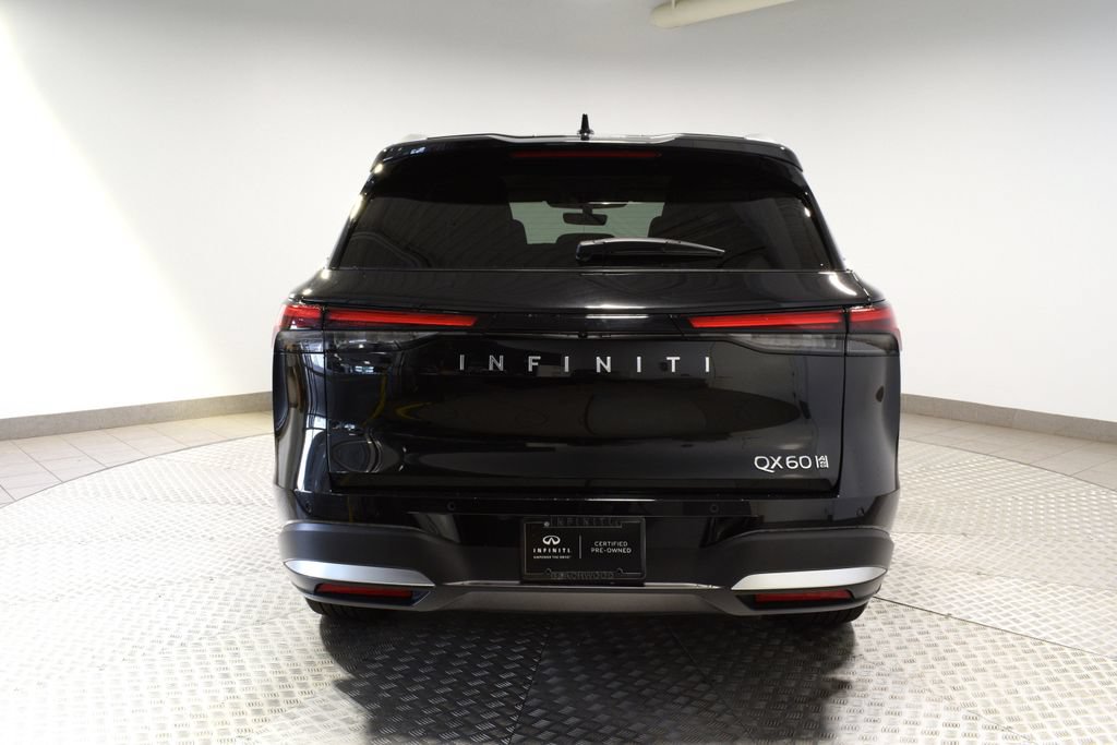 Certified 2026 INFINITI QX60 Luxe w/ Family Package AWD/4WD image 12