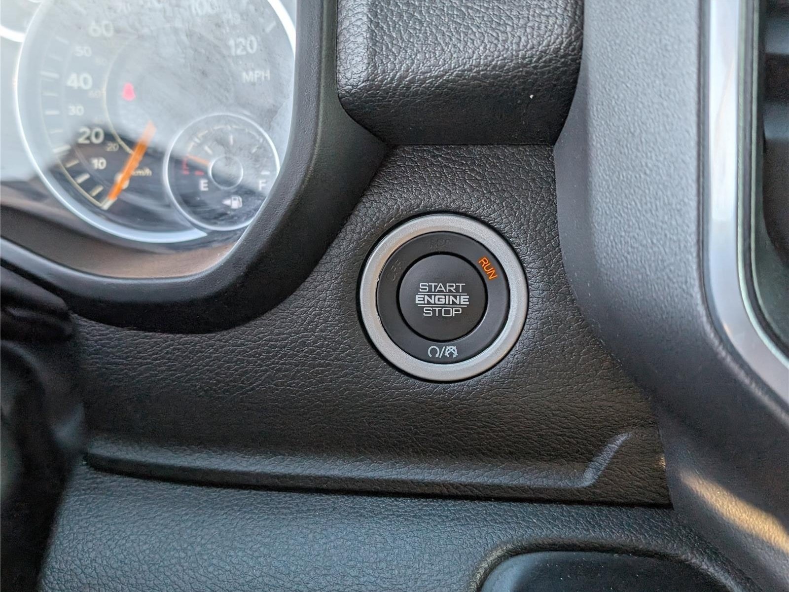 Used 2022 RAM 1500 Big Horn AWD/4WD image 22