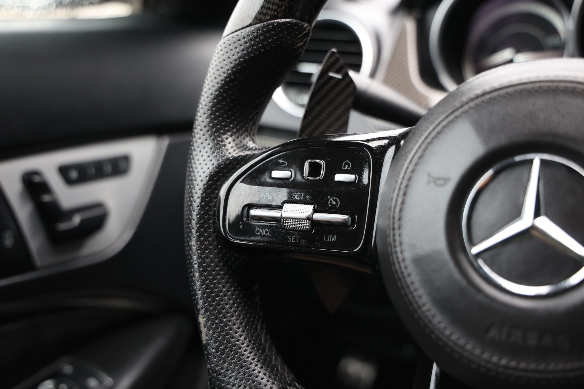 Used 2012 Mercedes-Benz C 63 AMG Coupe image 30