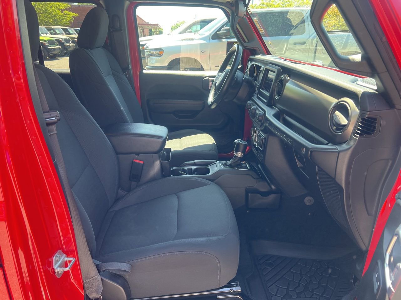 Used 2022 Jeep Wrangler Unlimited Sport AWD/4WD image 24