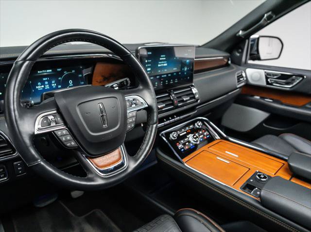 New 2024 Lincoln Navigator Black Label AWD/4WD image 16
