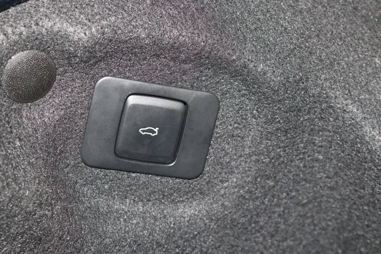 Used 2020 Lincoln MKZ Reserve w/ Elements Package FWD image 90