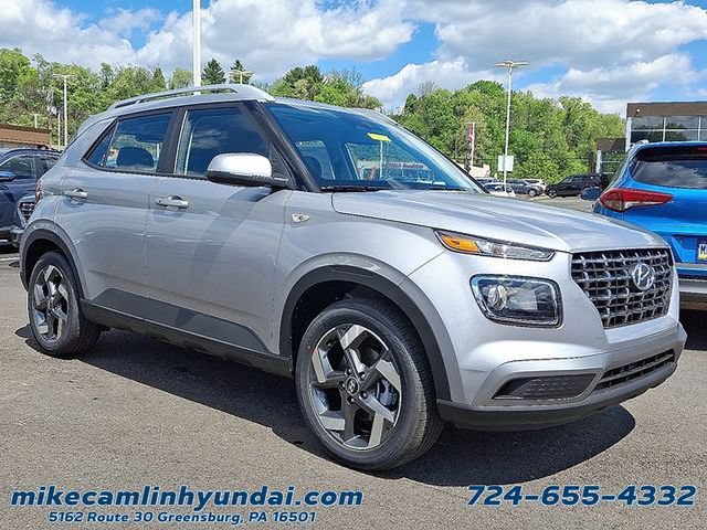 New 2026 Hyundai Venue SEL FWD image 1