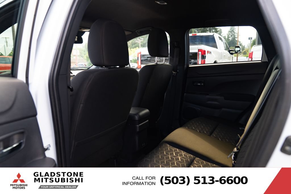 Used 2025 Mitsubishi Outlander Sport AWD image 21