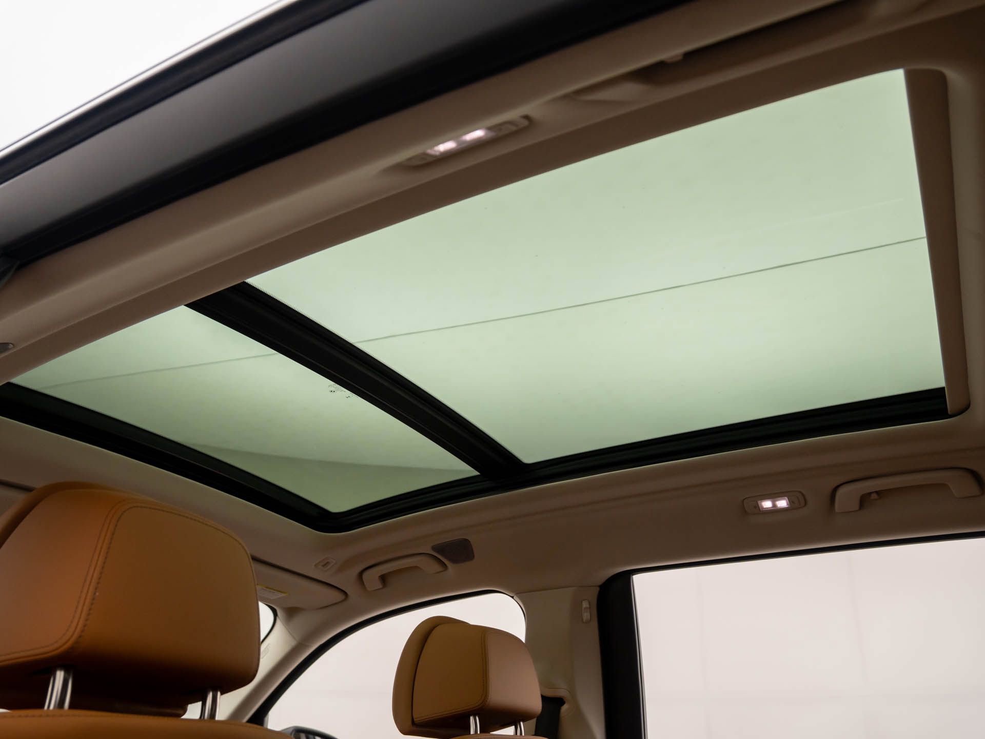 Certified 2025 BMW X7 xDrive40i w/ Premium Package image 13