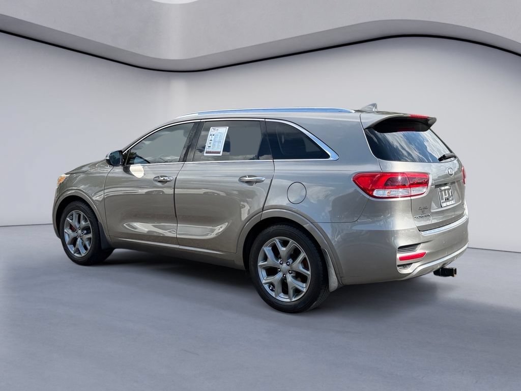 Used 2016 Kia Sorento SX FWD image 3