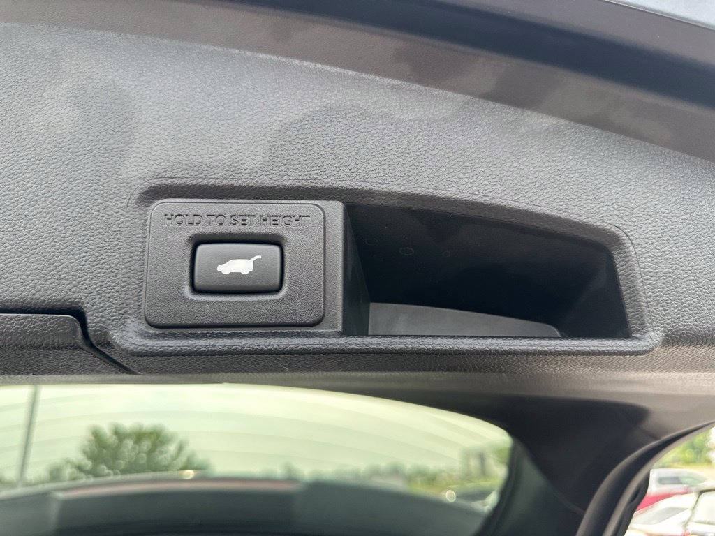 Used 2024 Acura RDX SH-AWD image 11