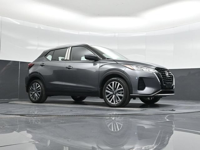 Used 2024 Nissan Kicks SV FWD image 48