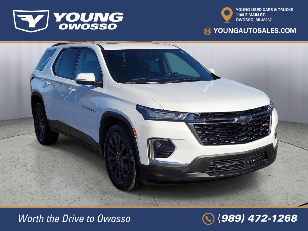 Used 2024 Chevrolet Traverse RS w/ LPO, Floor Liner Package AWD/4WD image 2