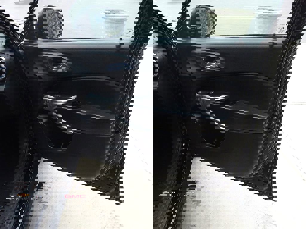 New 2026 Chevrolet Trax LS image 28