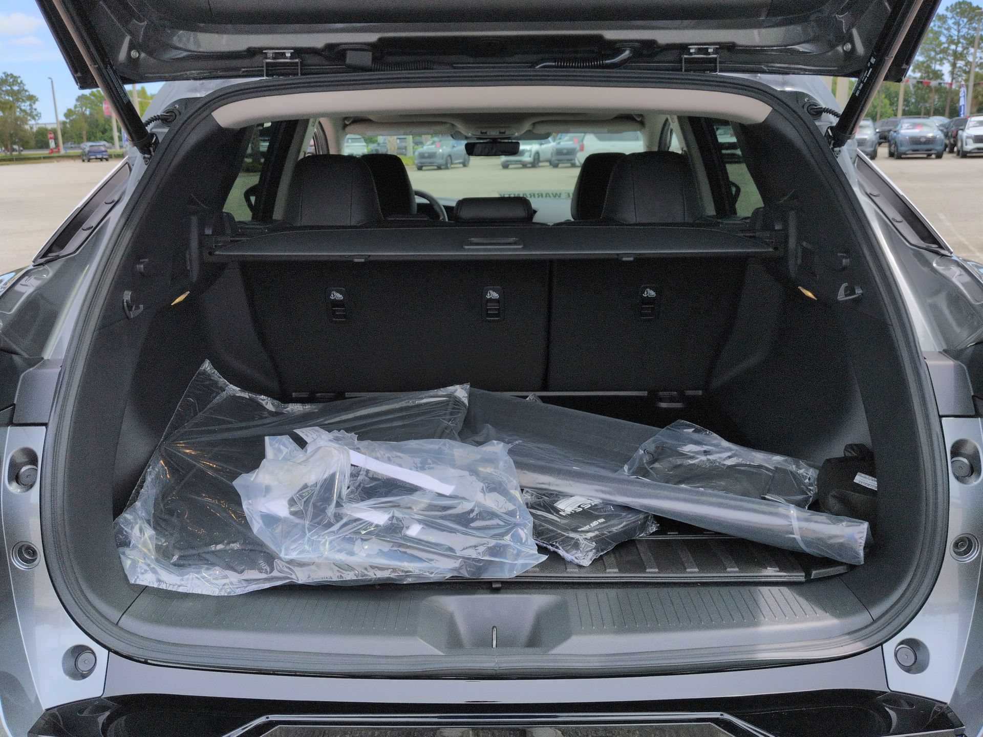 New 2026 Nissan Murano Platinum w/ Cargo Package AWD/4WD image 14