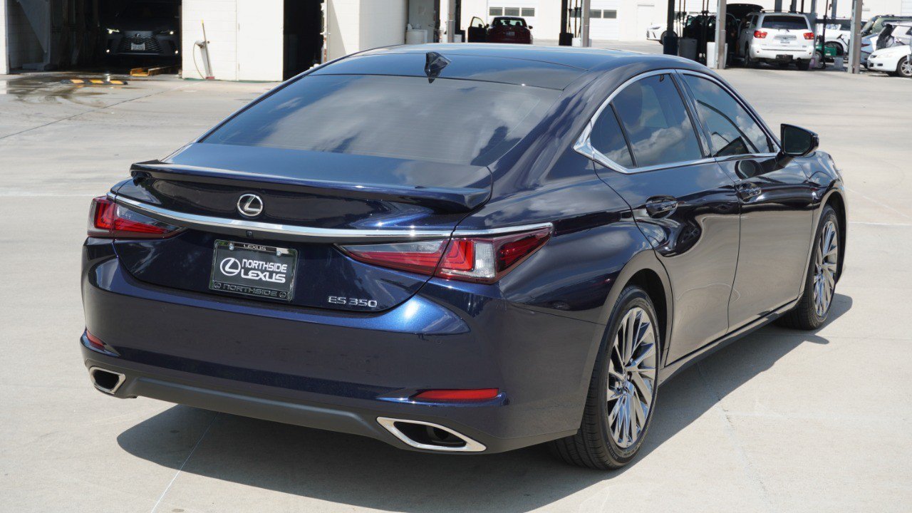 Certified 2025 Lexus ES 350 Ultra Luxury FWD image 6