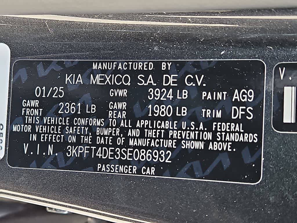 Used 2025 Kia K4 FWD image 28