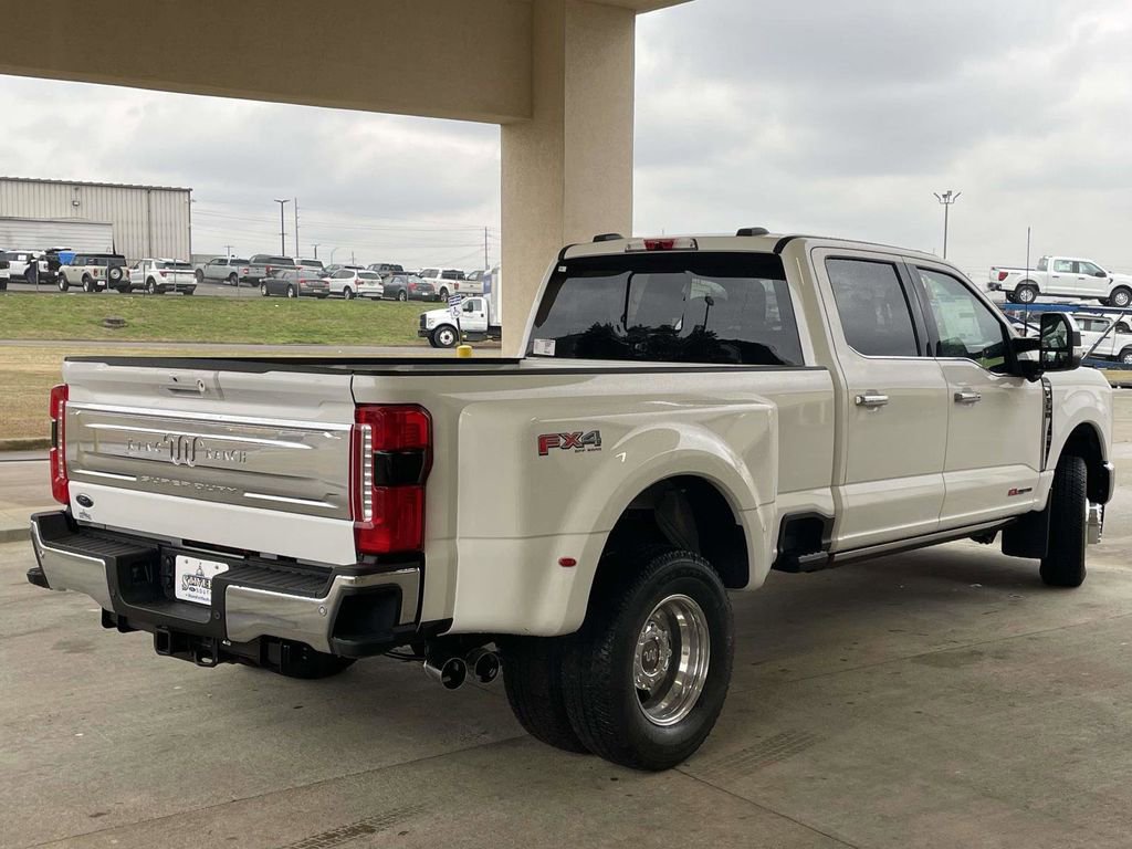 New 2026 Ford F350 King Ranch w/ Chrome Package image 3