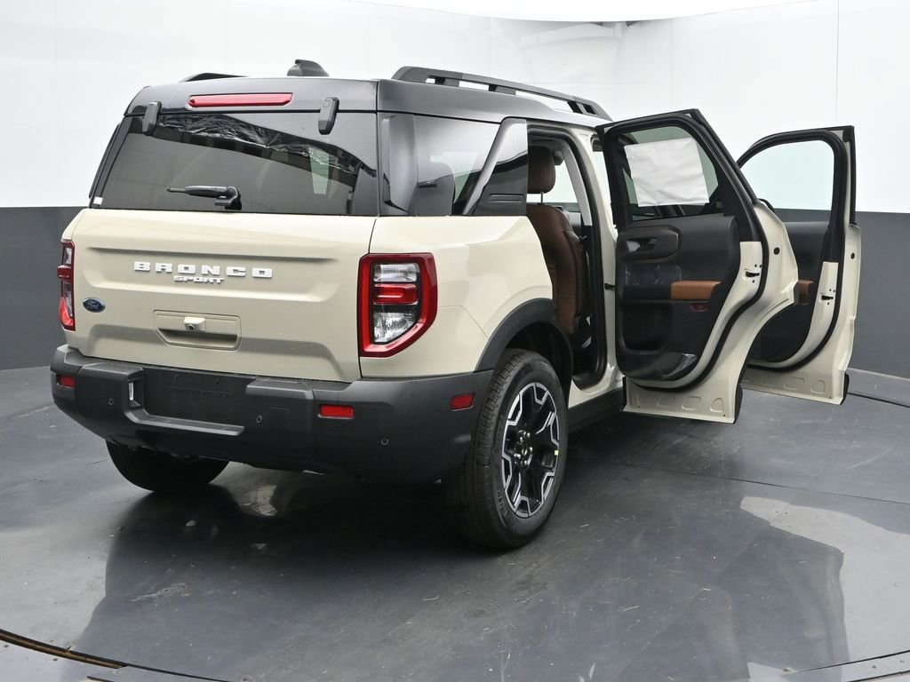 New 2025 Ford Bronco Sport Outer Banks w/ Outer Banks Tech Package+ image 53