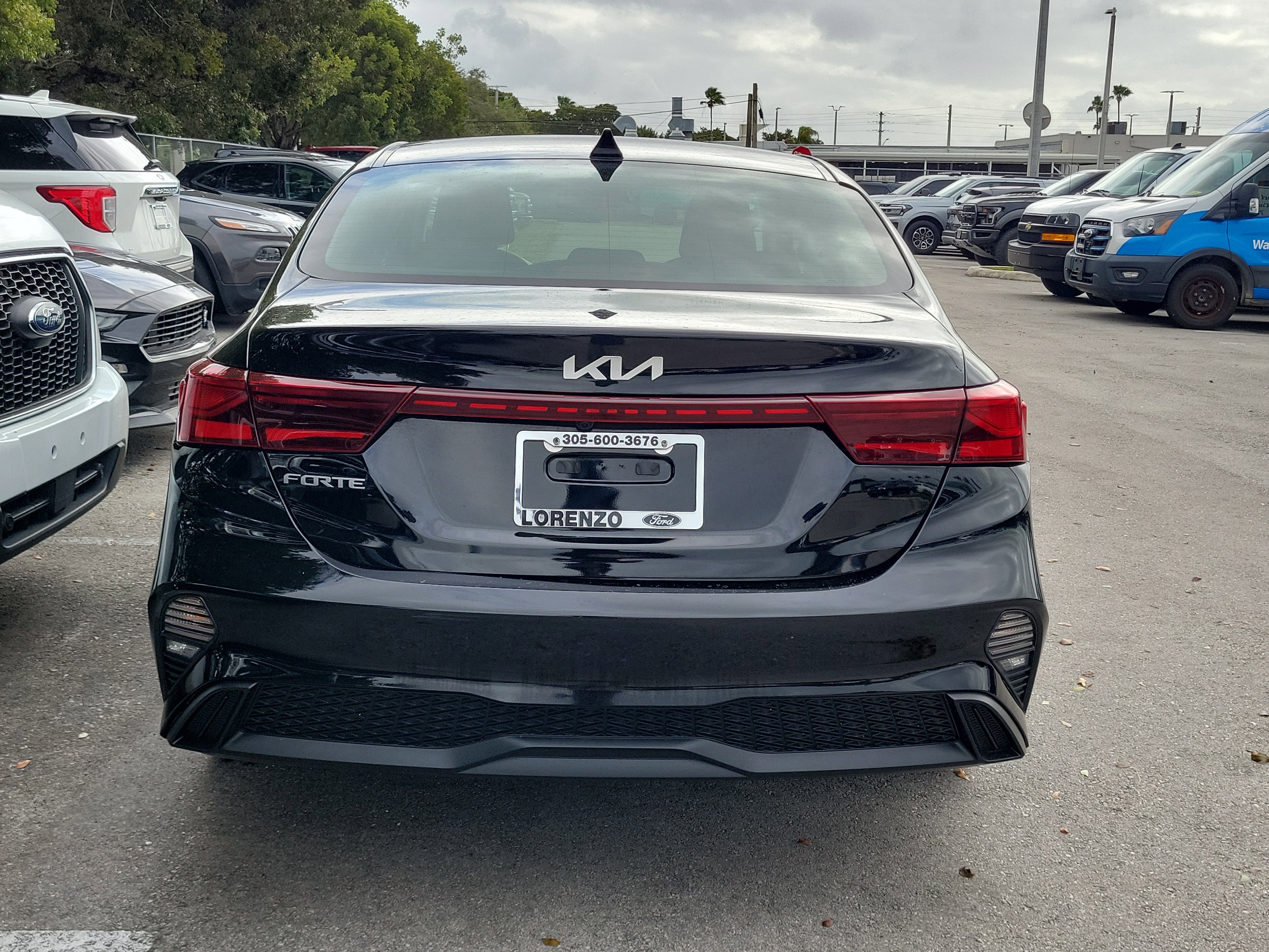 Used 2024 Kia Forte LXS image 6