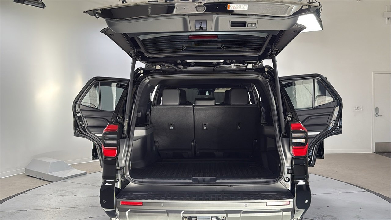 Certified 2025 Toyota 4Runner TRD Off-Road Premium image 16