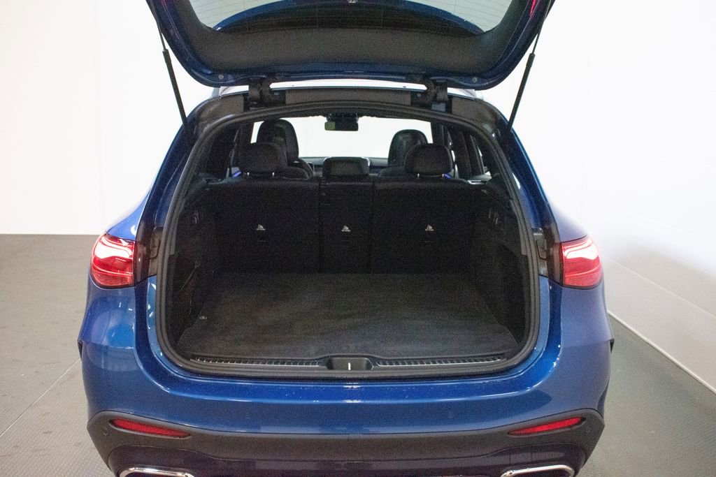 Used 2023 Mercedes-Benz GLC 300 4MATIC image 25